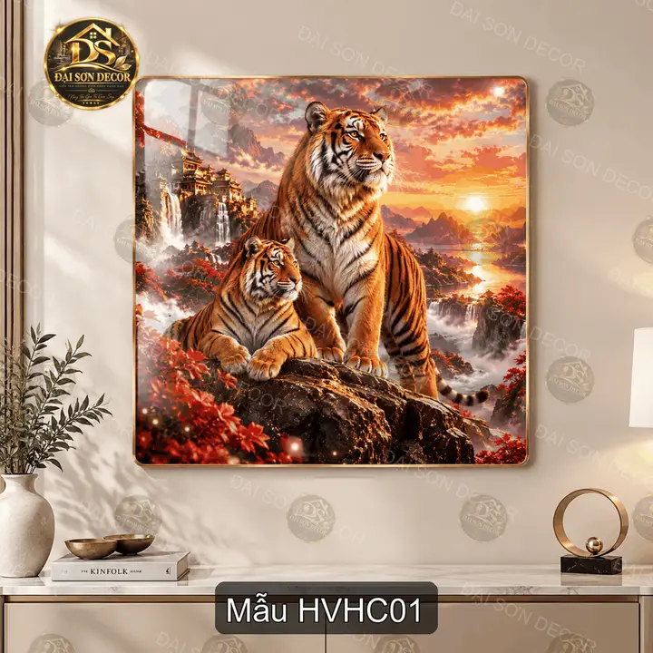 Tranh tráng gương hổ và hổ con phong cảnh núi rừng trang trí phòng khách
